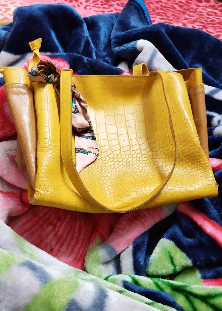 Handbag