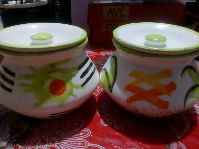 CERAMIC POTS