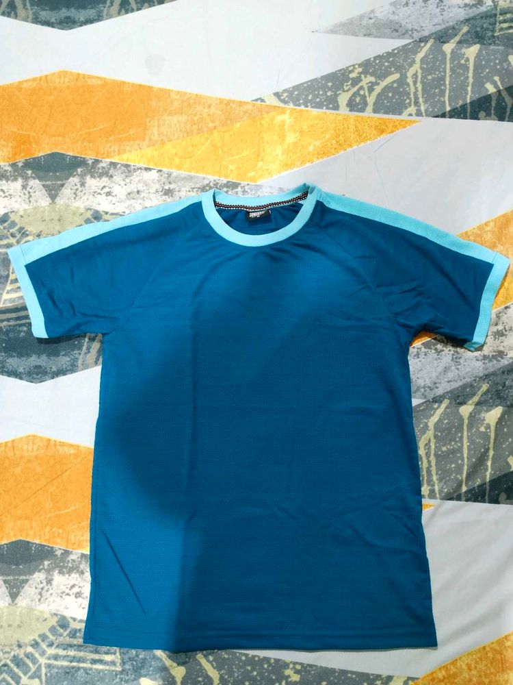 Men&#39;s Blue Cotton Tshirt