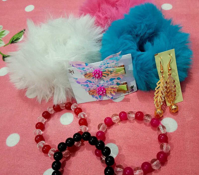 Assorted Jewellery &amp; Hair Accessories