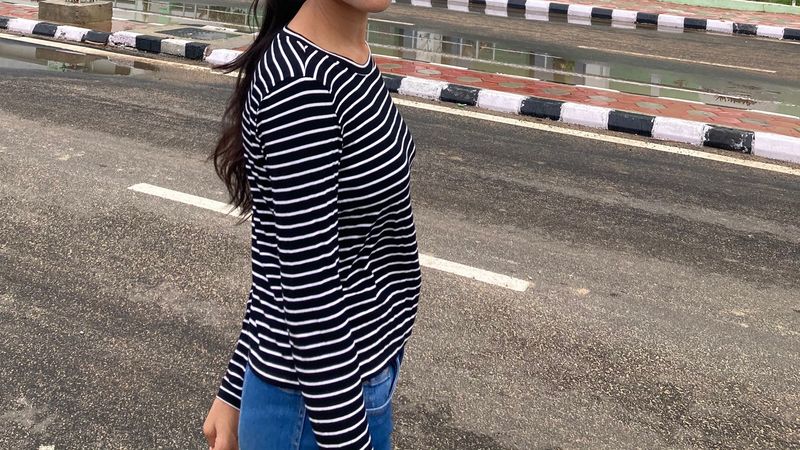 Black &amp; white Lining Top