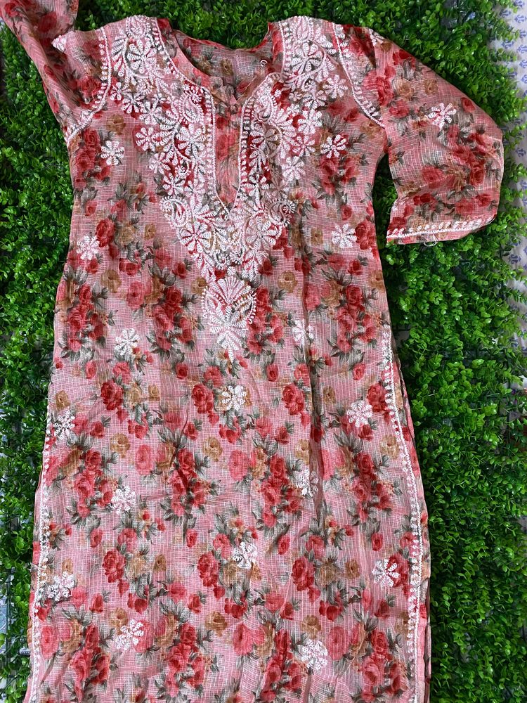 chikankari kurta