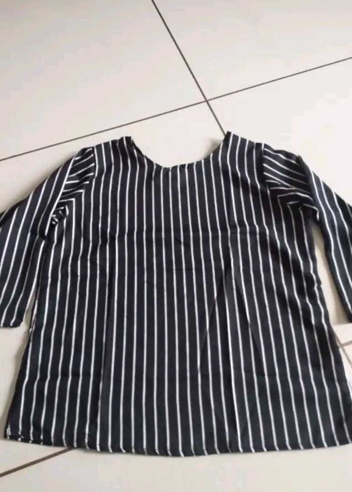 🆕 Striped Top For Women