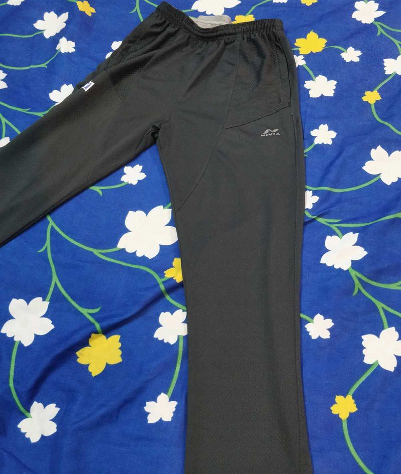 NIVIA Jogger /Lower Zipped Pockets