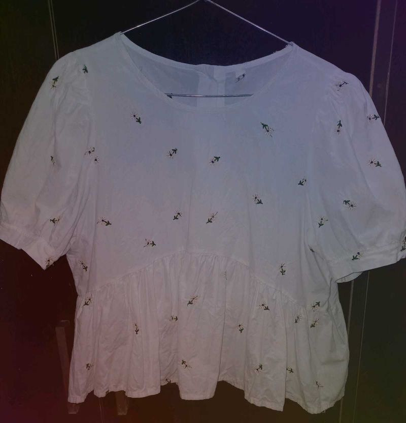 Summer White Top