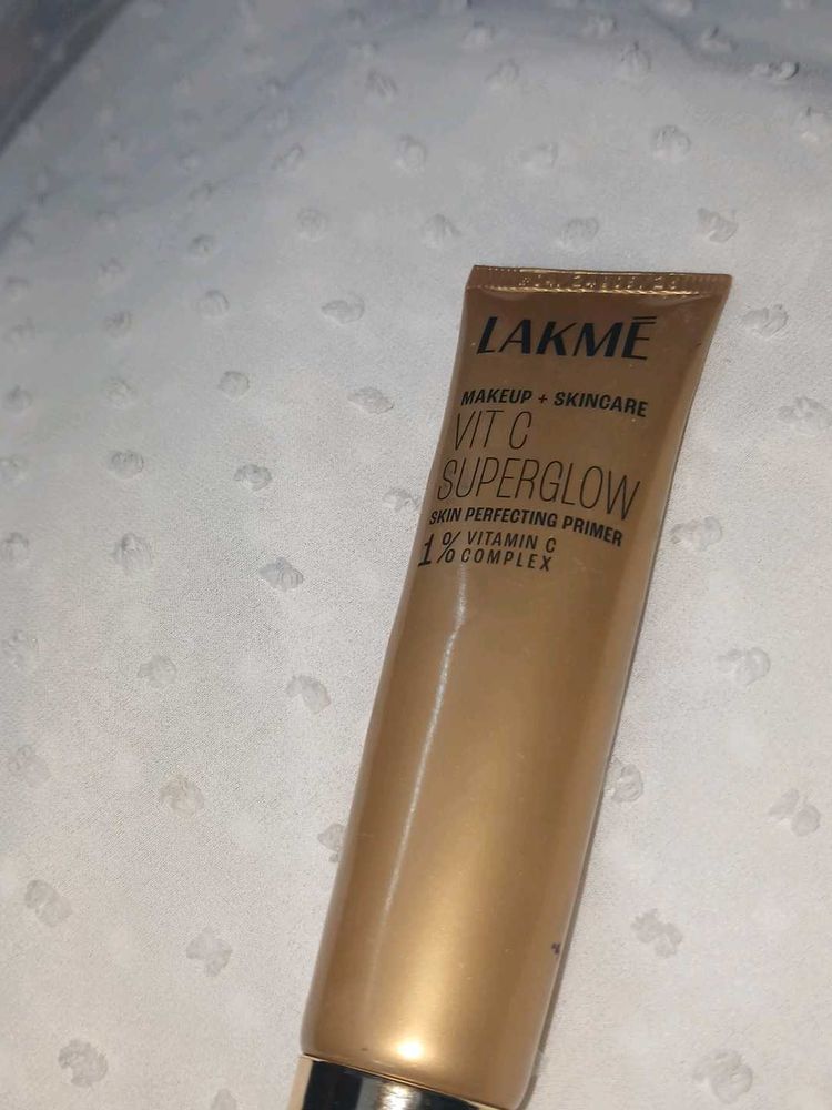 Lakme Vit C Superglow Primer