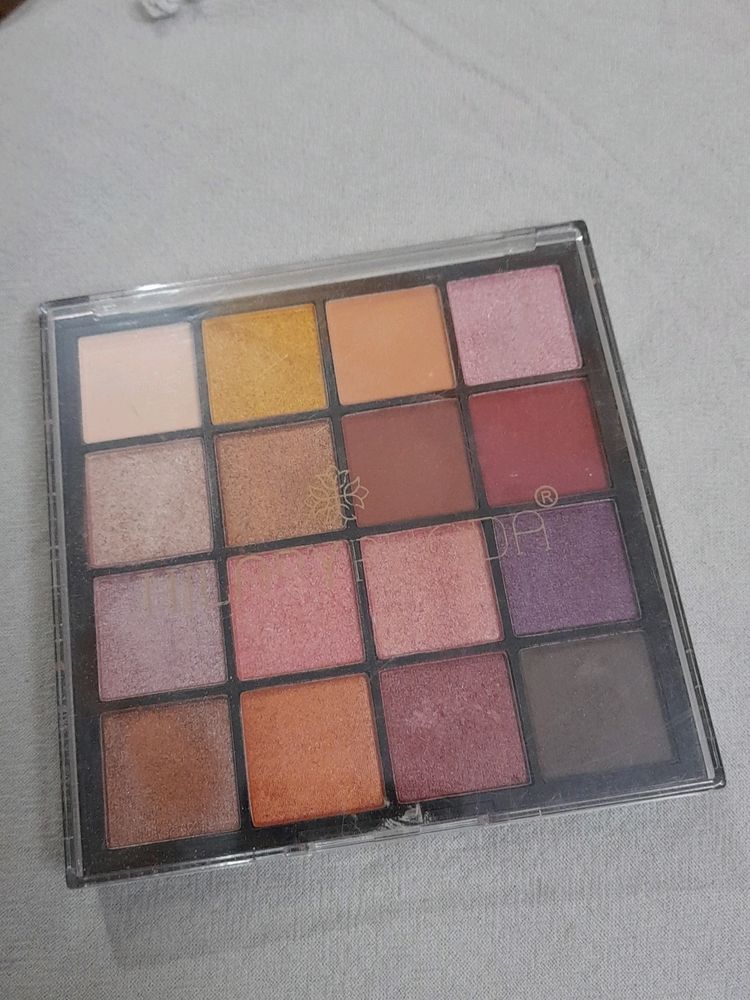 Eye Shadow Pallet