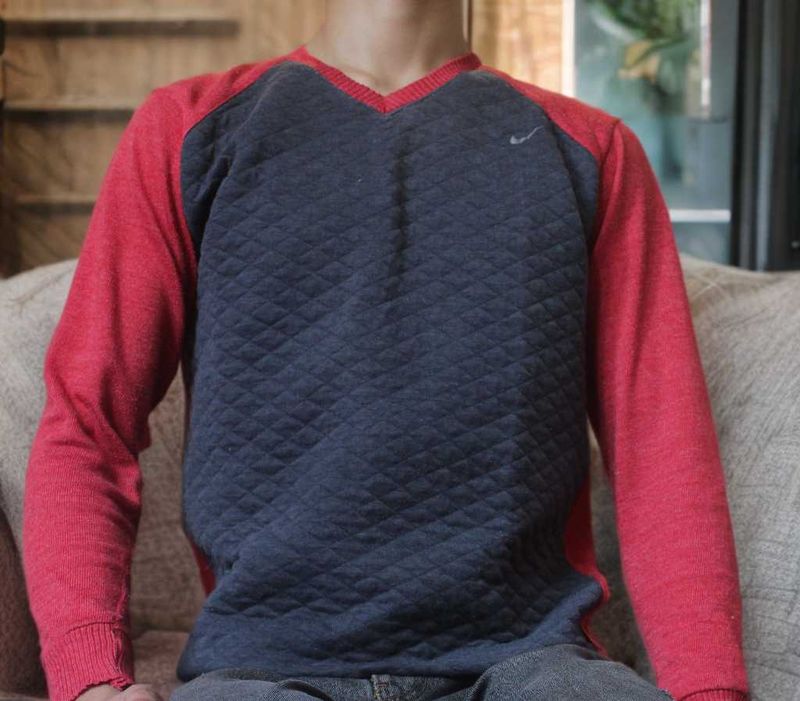 Nike Sweater