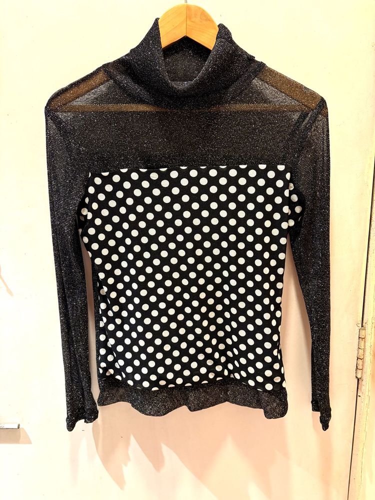 Beautiful Turtleneck Mesh Top