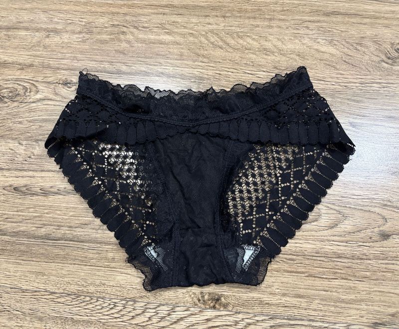 Black Lace Panties