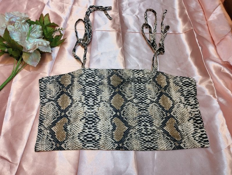 Animal Printed Crop Top / Inner