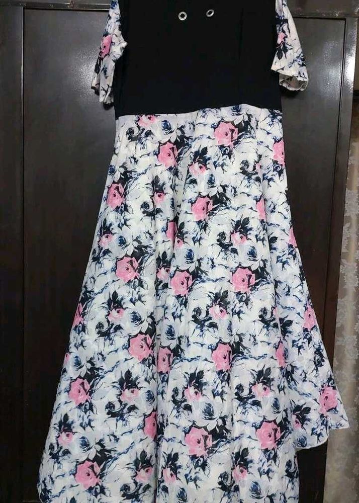 Indowestern Gown 👗 xl Size Bought From Dubai