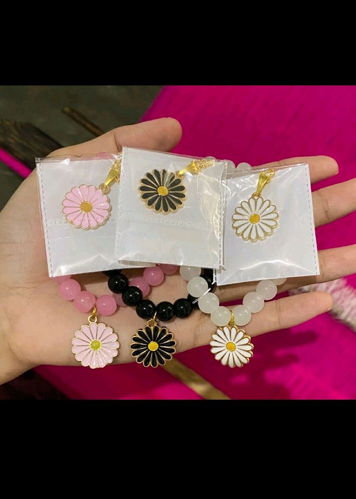 Dainty Daisy Bracelet &amp; Necklace Combo