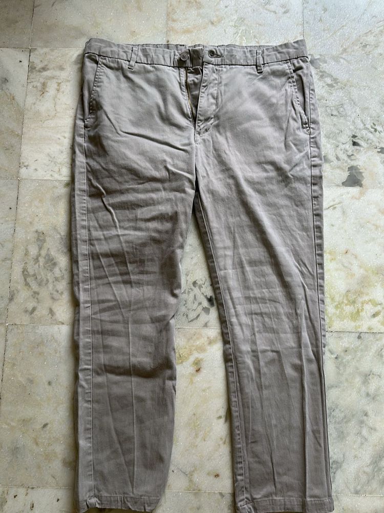 Levi’s Chino Light Grey Pants For Men
