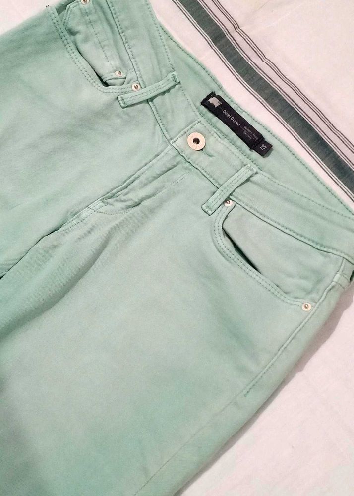 Levis Slim Fit Pants