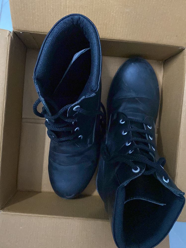 Black Boots