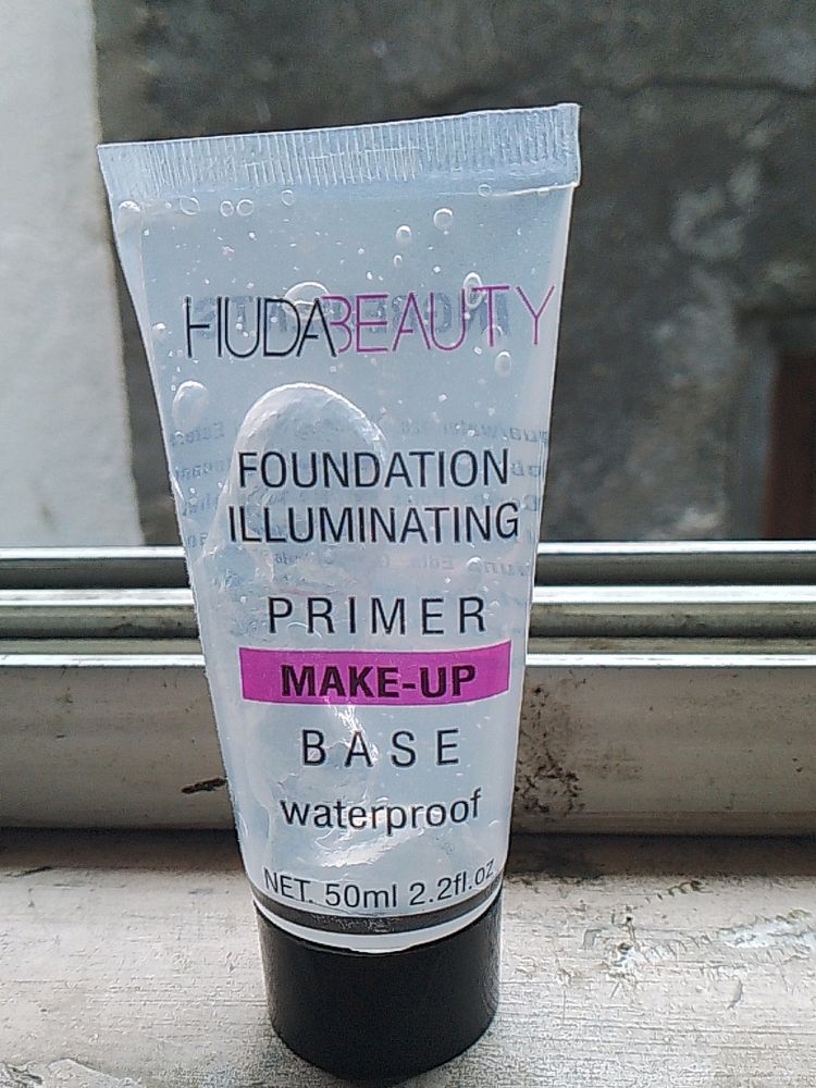 Huda Beauty Foundation Illuminating Primer Makeup Base Waterproof