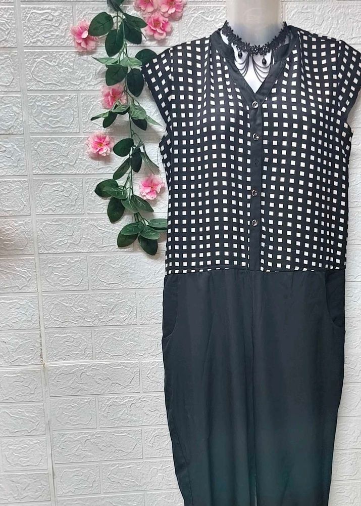 🎁Buy Two Get One Item Free🎁Checkered Black &amp; Whi