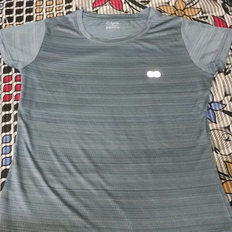 Athletic Gray T-Shirt (Size -M)