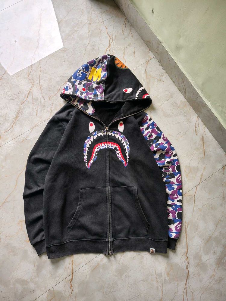 A BATHING APE HOODIE