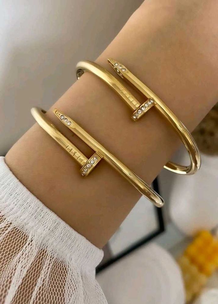 Studded Luxe Nail bangle bracelet Anti Tarnish
