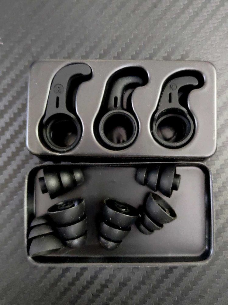 Earbud Tips And Hooks Set 6 Pcs Each