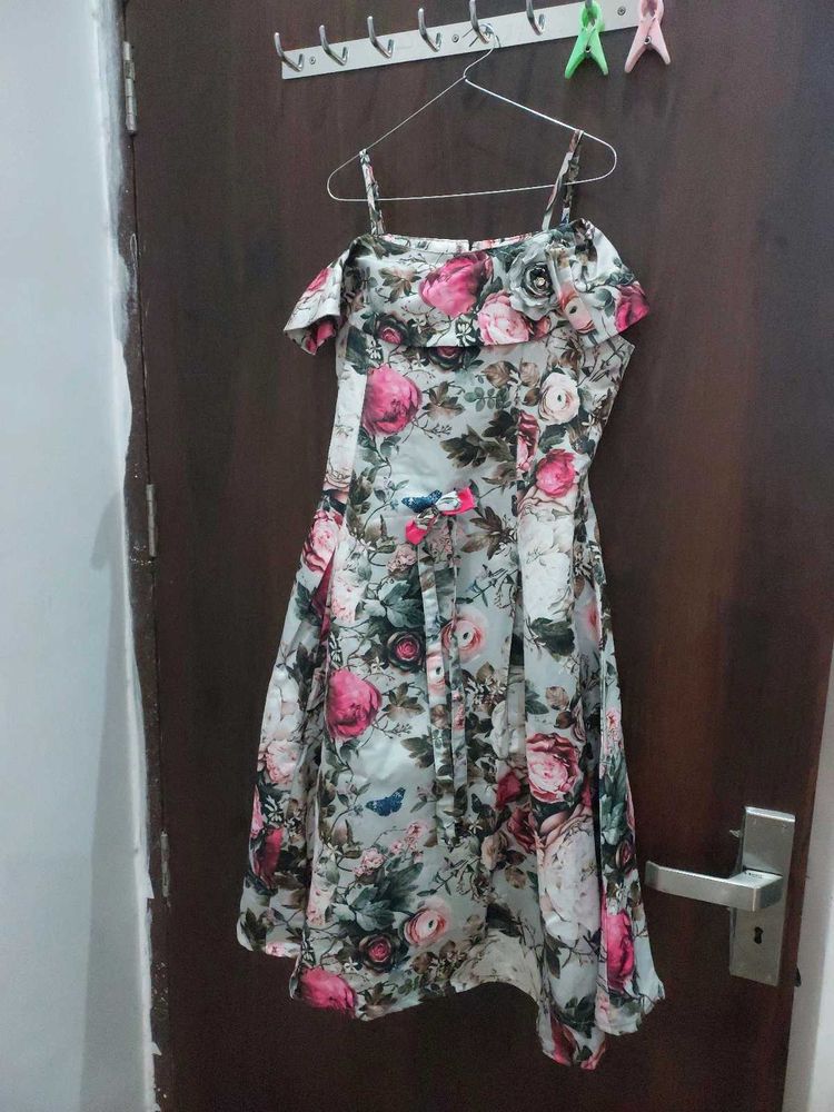 Floral Print Sun Dress just like new