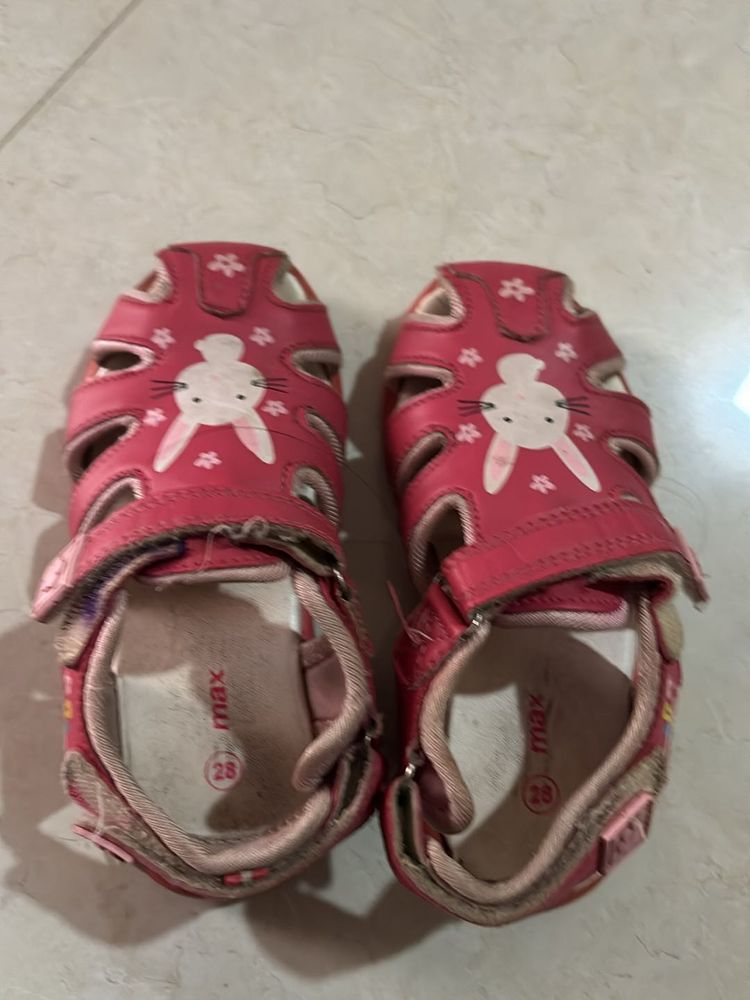 Max Sandals