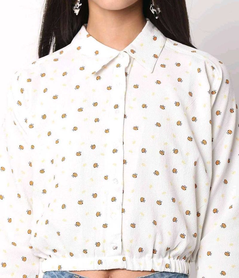 Bee Print Crop Shirt