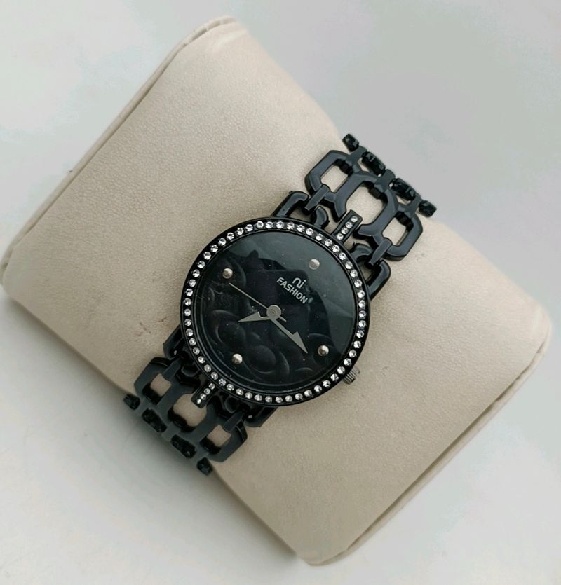 Ladies Broad Watch