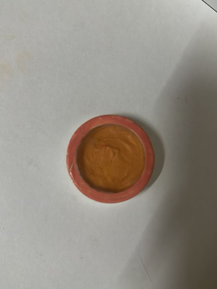Insight Orange concealer