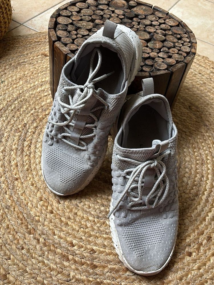 Gray Knit Sneakers Lightweight