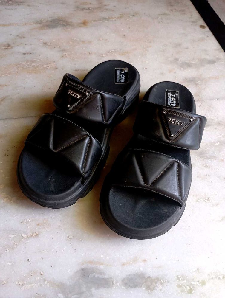 Chunky Slides🦋