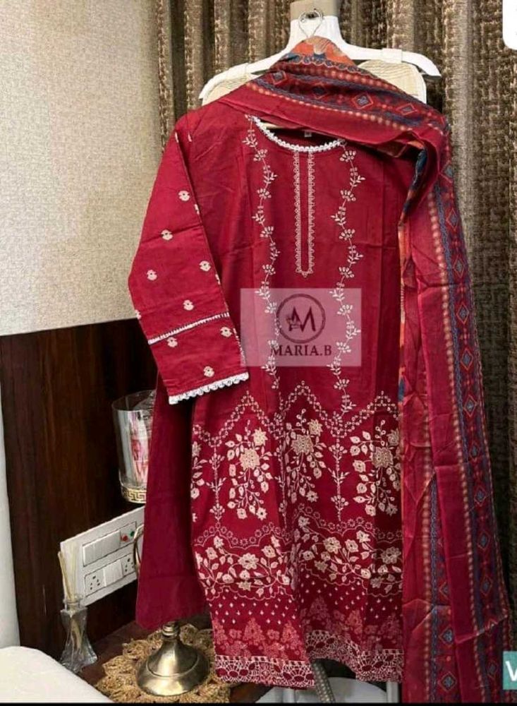 unused Elegant Maroon Kurta Set ( fixed price)