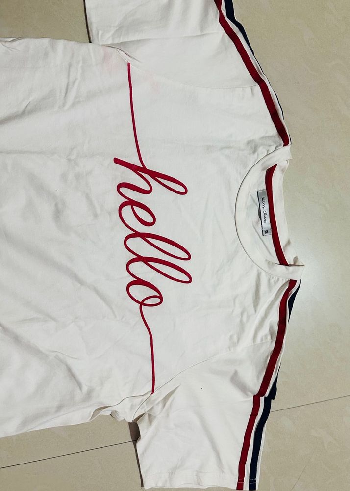 Trendy “Hello” Printed White T-Shirt – ₹500 Only!