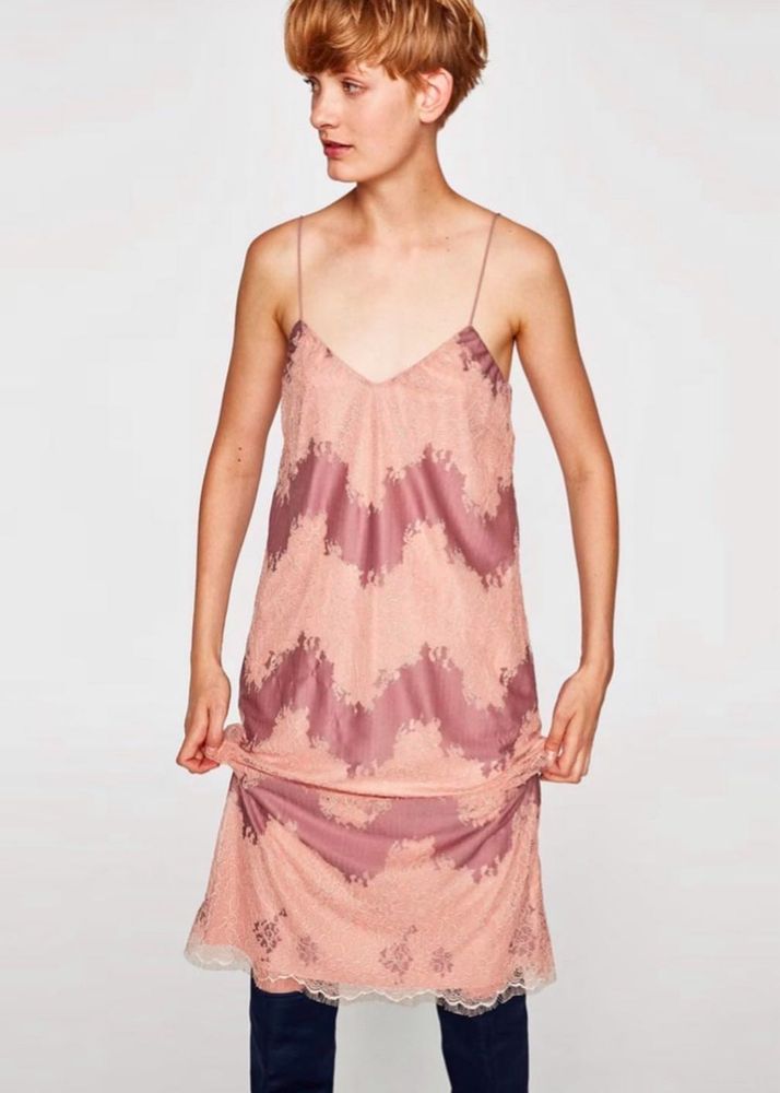 🩷on Sale🩷Zara Mauve Delicate Lace Dress