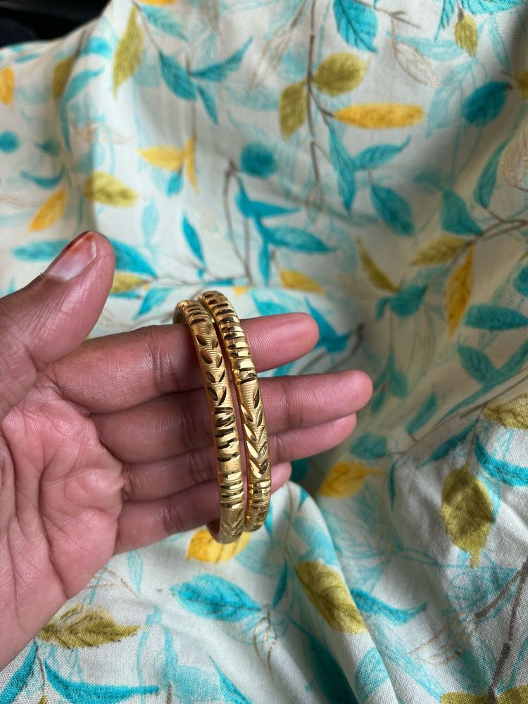 Golden Bangles - Set of 2