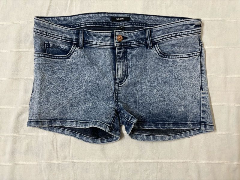 Nuon Women Shorts