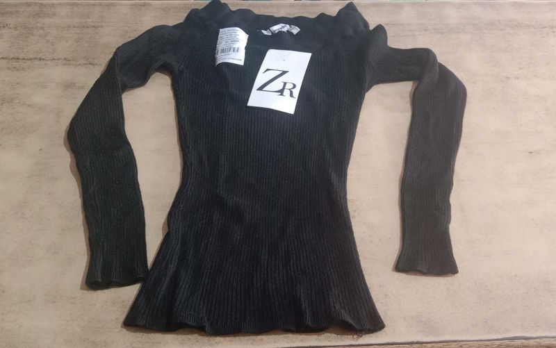 Winter Stylish Black Fitted Top