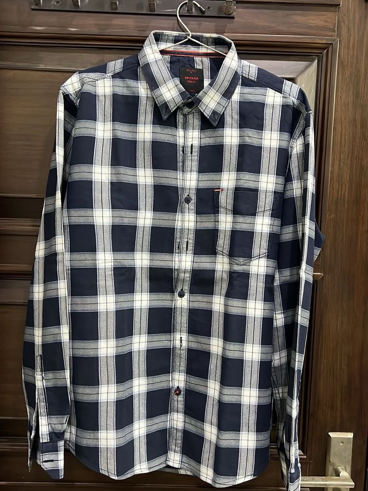 Navy &amp; White Checked Button-Down Shirt