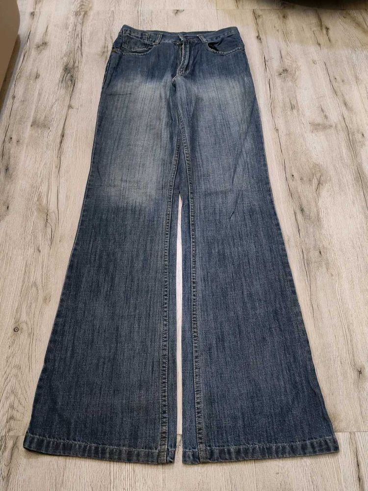 Ma2029 Western key bootcut jeans waist 26 inches