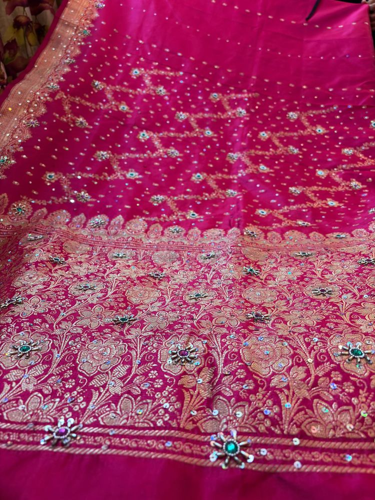 Pure banarsi Pink Embroidered Saree