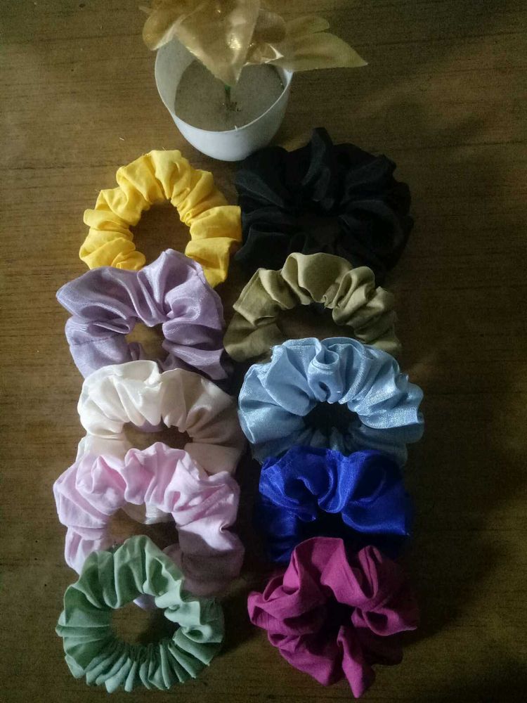 10 Handmade Scrunchies – Soft &amp; Stylish. Only ₹150