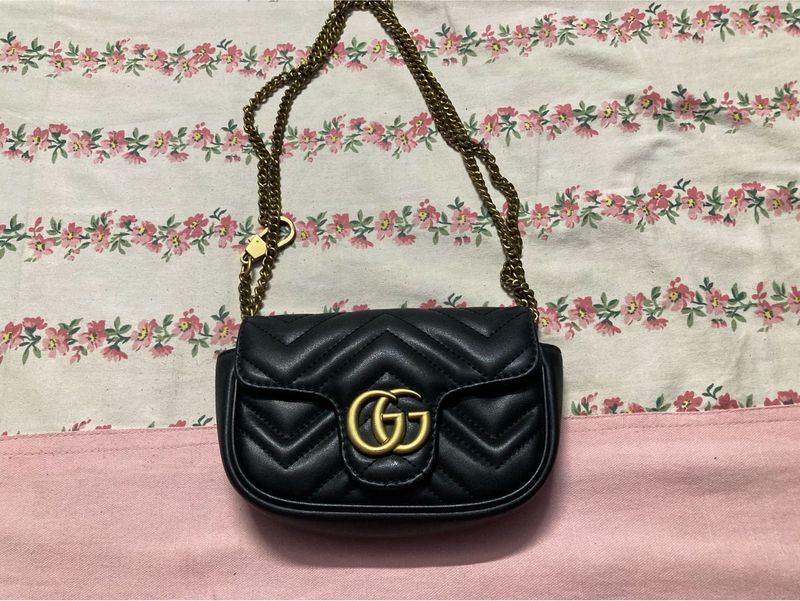 Gucci Black Leather GG Marmont Mini Bag