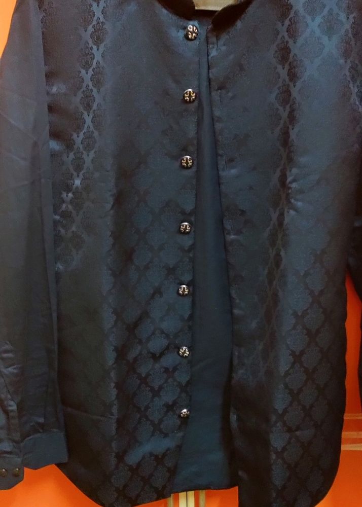 Trendy Men&#39;s Kurtas