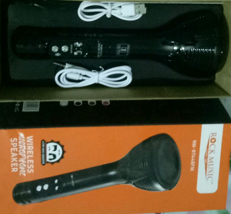 Wireless Microphone Speaker