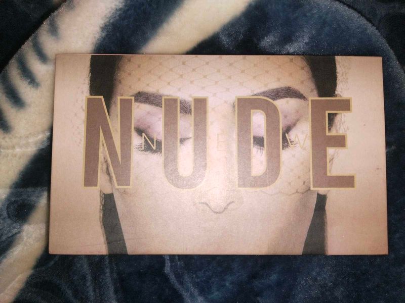 Nude Eyeshadow Palette