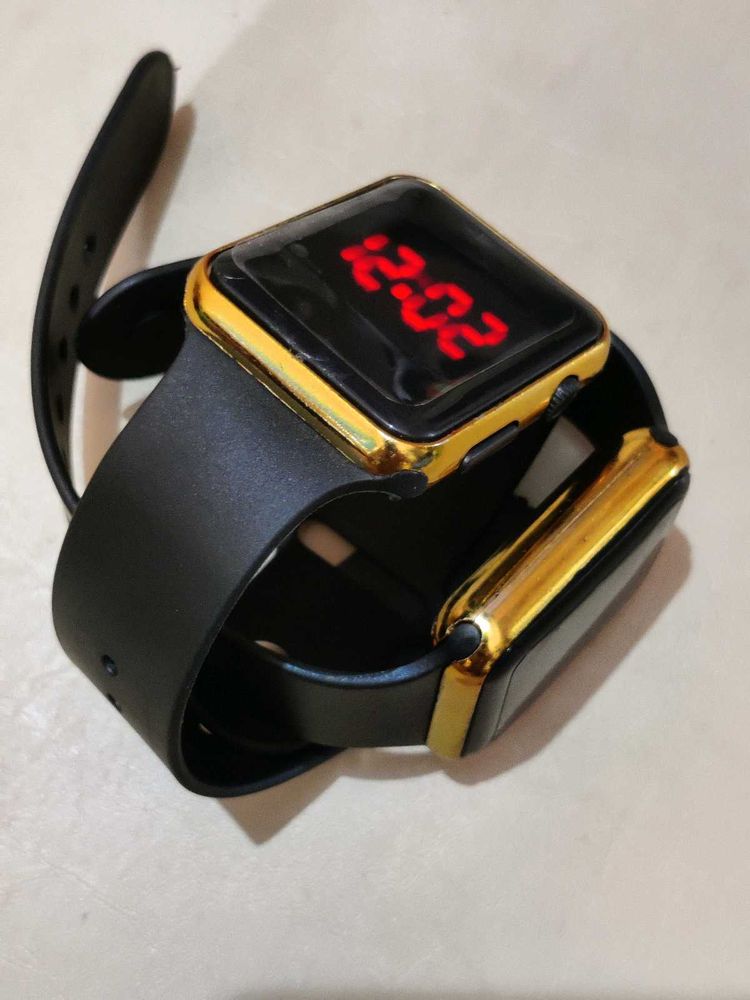 New Digital Watch &amp; Phone Stand Free