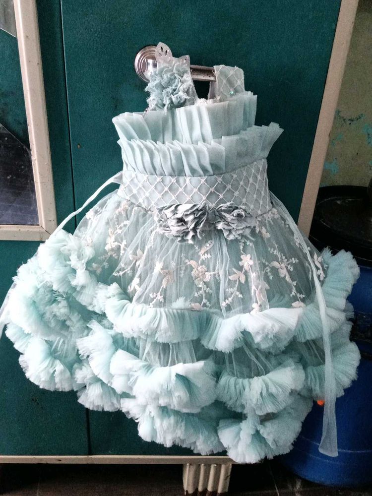 Elegant Blue Party Dress