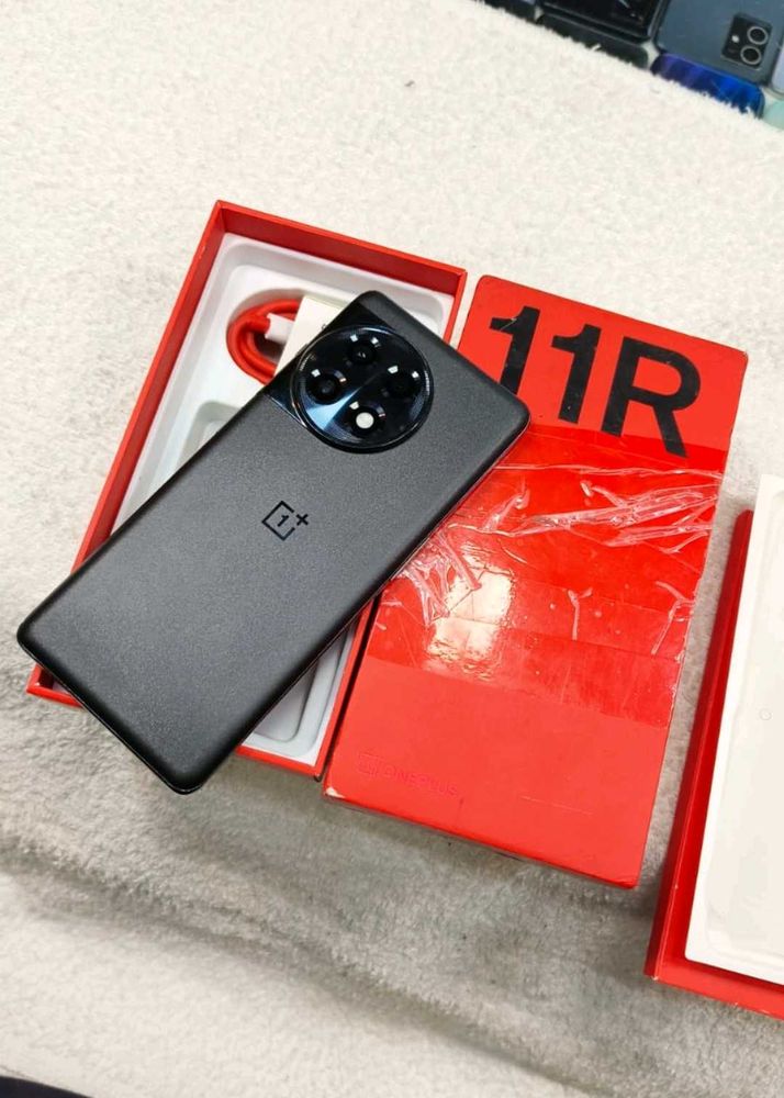 One Plus 11 R